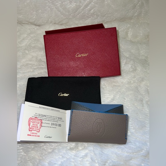 💯 Authentic 🫶🏻 Cartier Leather Card Holder - Picture 7 of 7